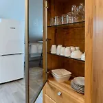Charming In Miesenheim شقة