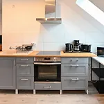 Charming In Miesenheim شقة *