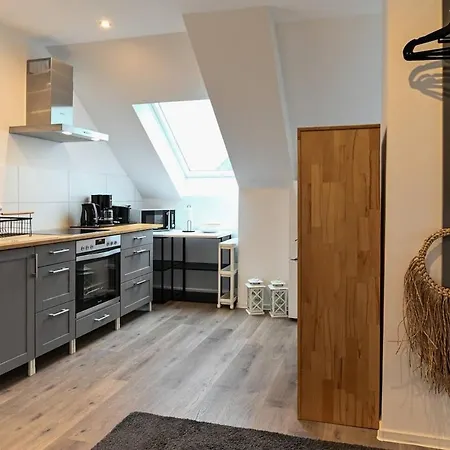 Charming In Miesenheim *