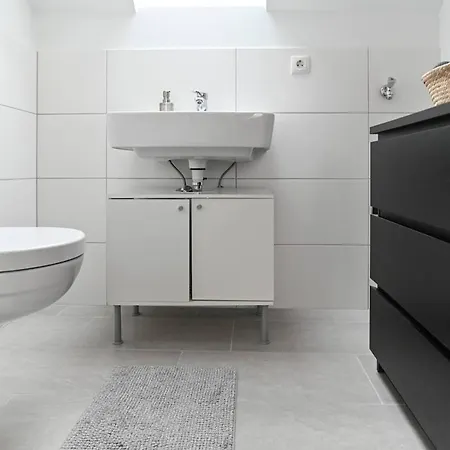 Apartamento Charming In Miesenheim