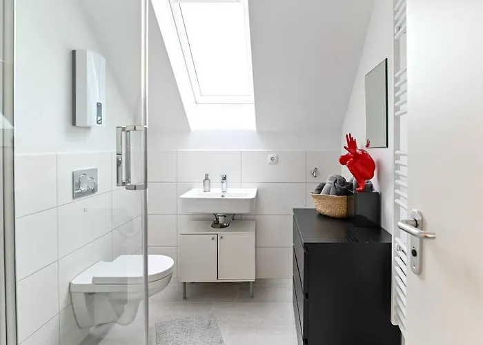 Charming In Miesenheim 아파트